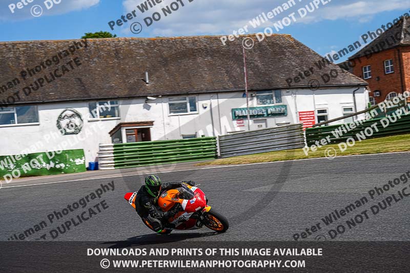 enduro digital images;event digital images;eventdigitalimages;mallory park;mallory park photographs;mallory park trackday;mallory park trackday photographs;no limits trackdays;peter wileman photography;racing digital images;trackday digital images;trackday photos
